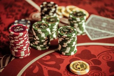 Draw result notification showing winning combination on gris platform